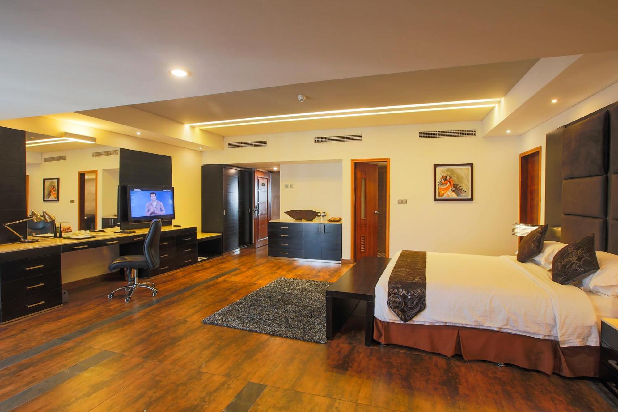 Long Beach Hotel Cox's Bazar Exterior foto